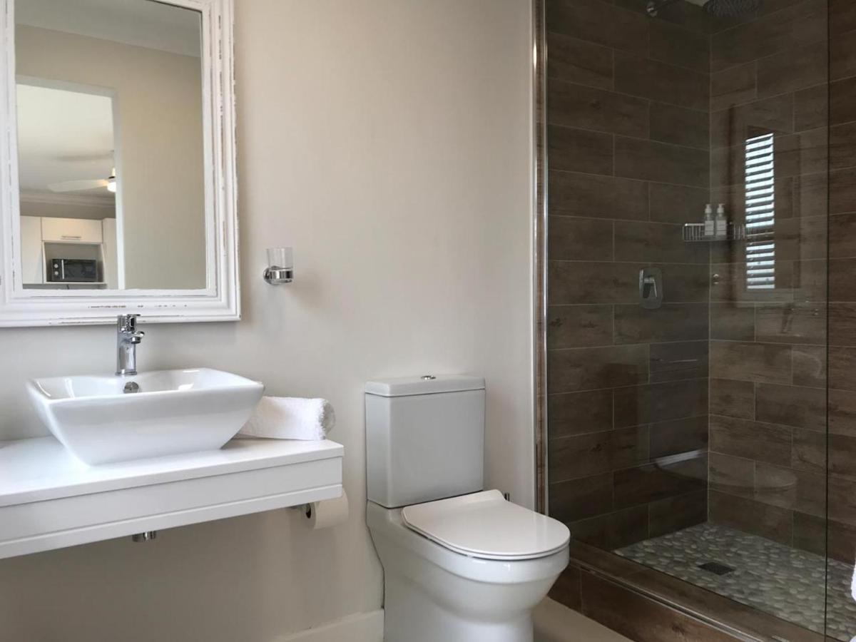 The Tides Bed & Breakfast Simon's Town Bagian luar foto