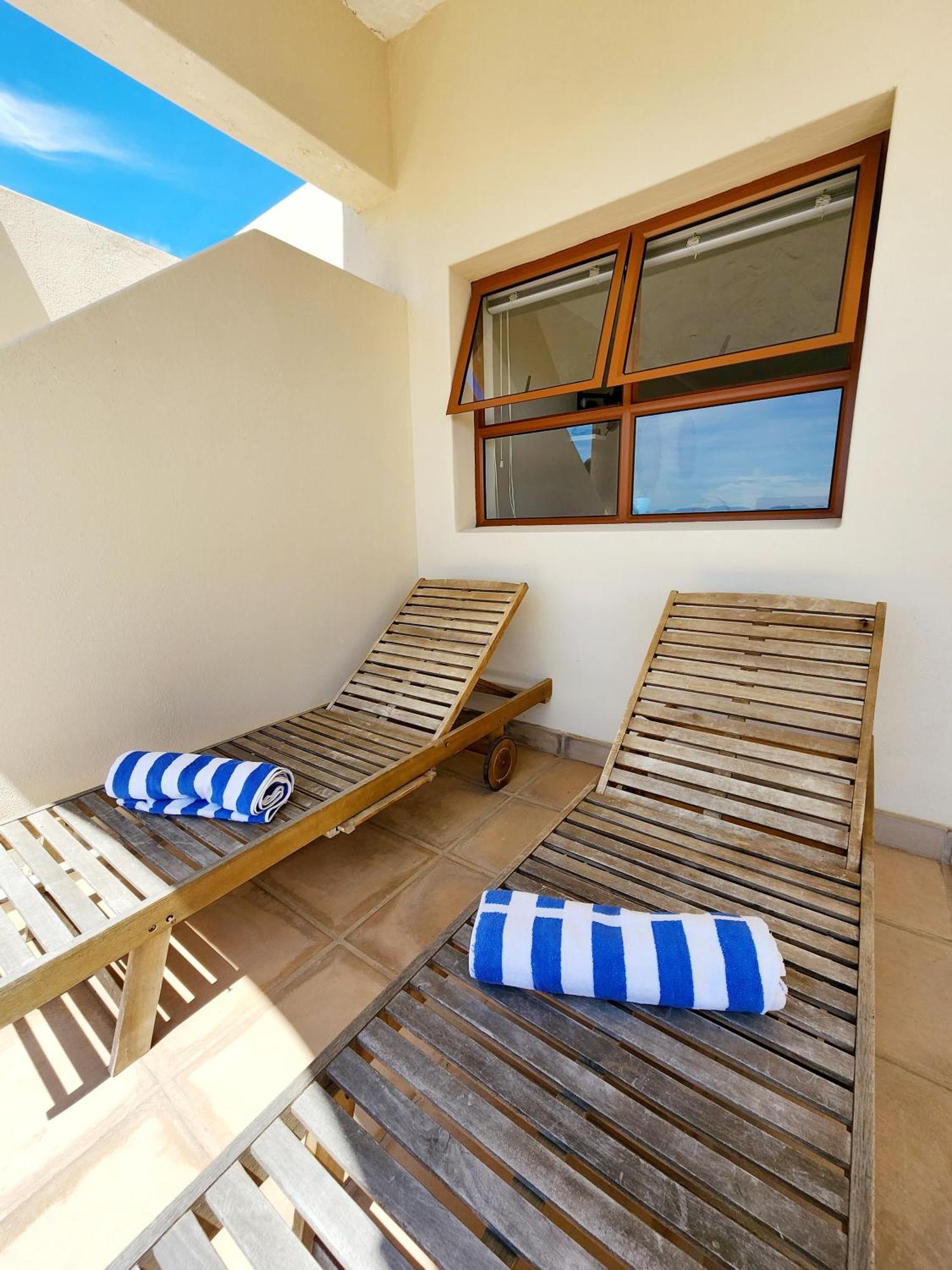 The Tides Bed & Breakfast Simon's Town Bagian luar foto